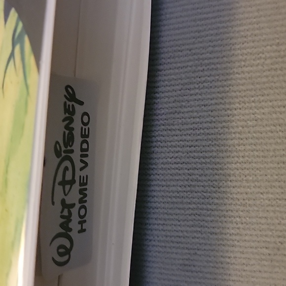 The Fox and the Hound VHS A Walt Disney  Classic - Picture 3 of 4